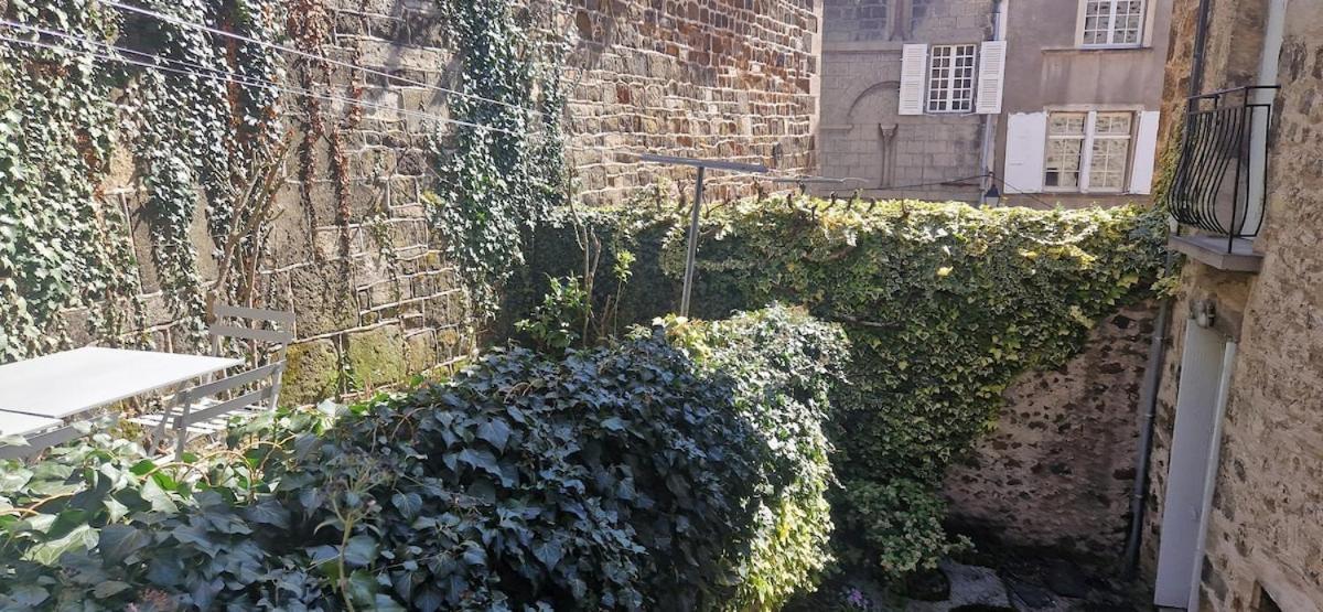 Appartement 120 M² Duplex Coeur Historique Au Calme Le Puy-en-Velay 外观 照片